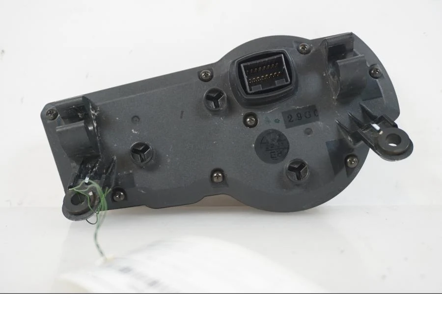 Přístrojový panel Suzuki