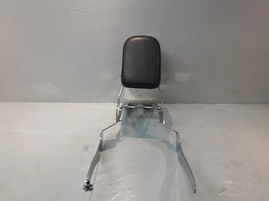sissybar Suzuki