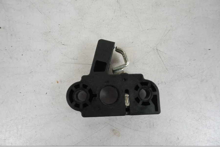 Mechanismus zámku sedla Triumph