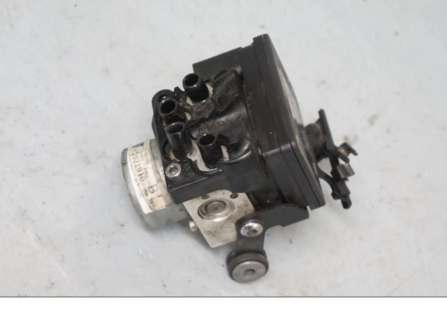 Modulátor ABS Triumph