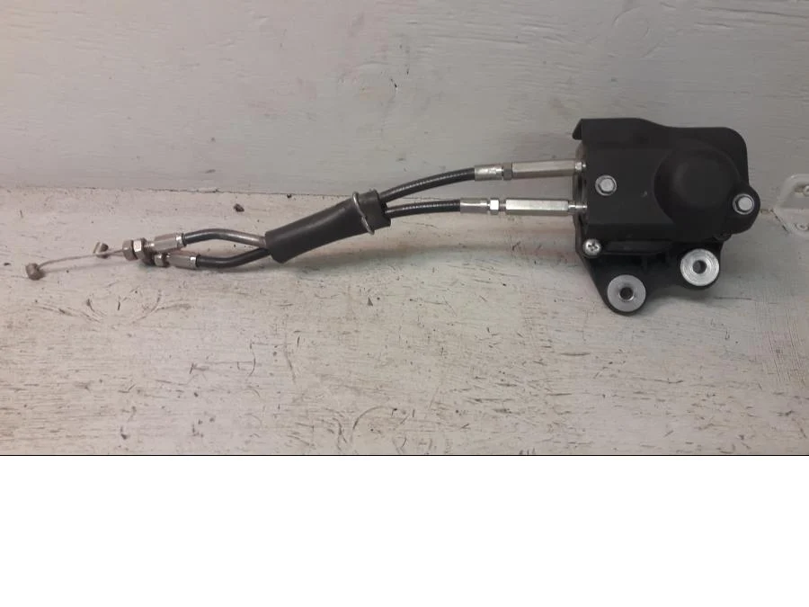 Motor klapky výfuku Triumph