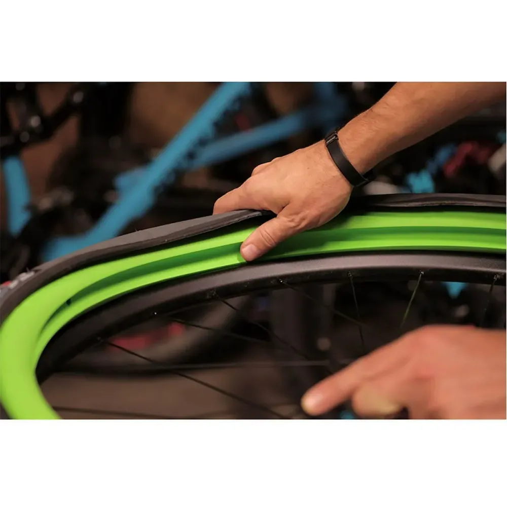VITTORIA AIR-LINER XL 50 mm 2,7" ž 4,00" pěna proti přiskřípnutí