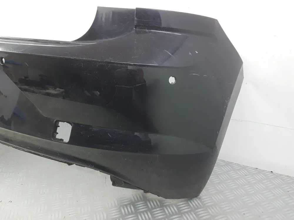 ZADNÍ NÁRAZNÍK VOLKSWAGEN POLO 6 PH1 ***