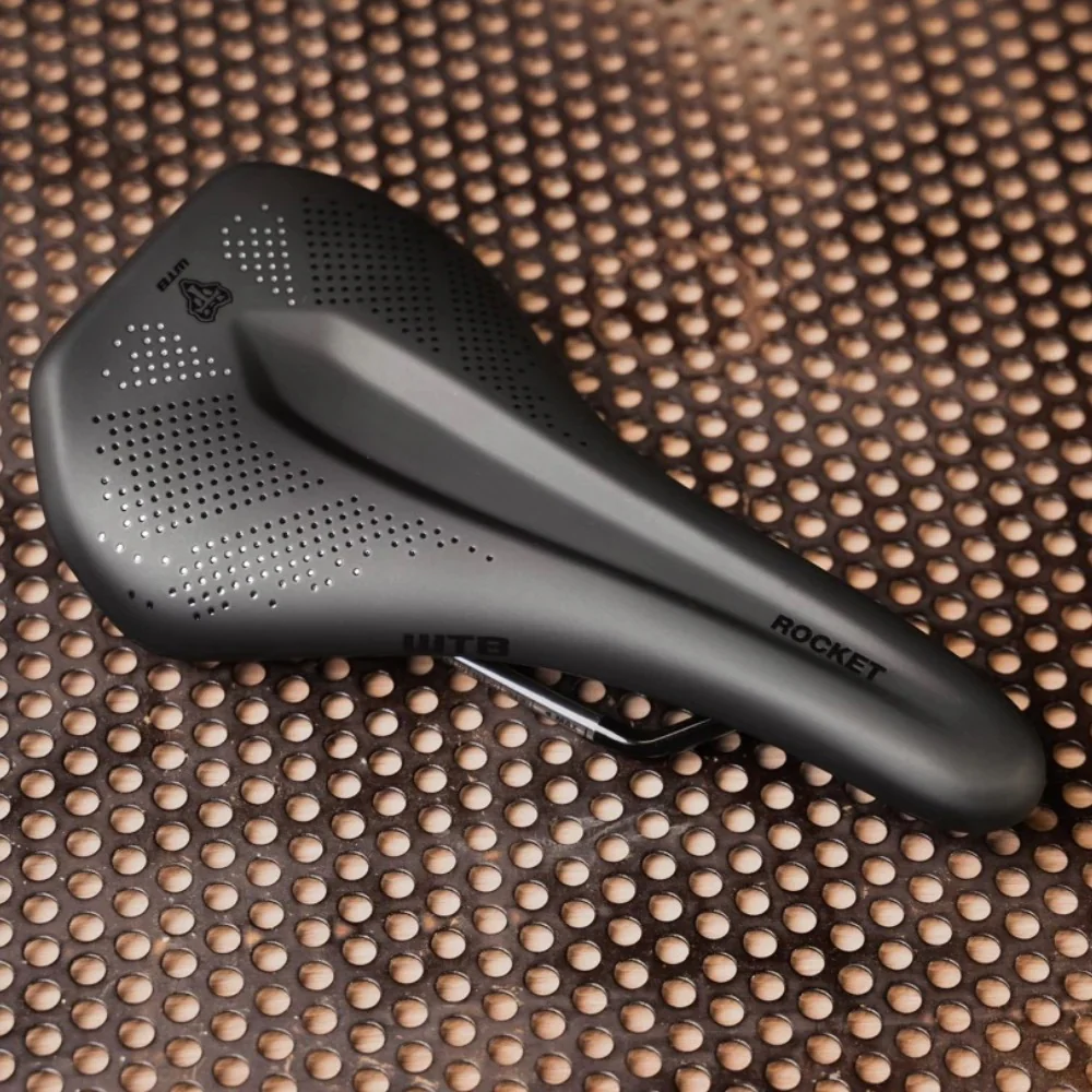 WTB ROCKET FUSION Medium 145mm Titanové kolejnice sedla Black