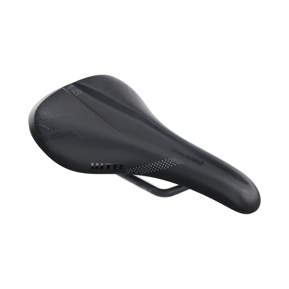 WTB SOLANO FUSION FORM Medium 142mm Carbon Rails Sedlo
