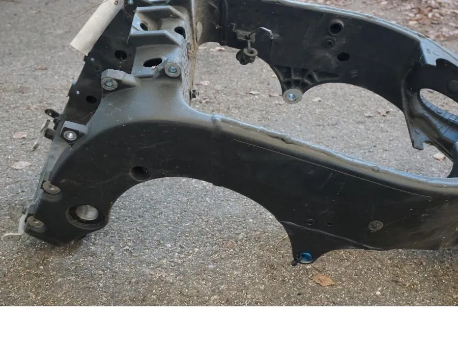 Rám Yamaha