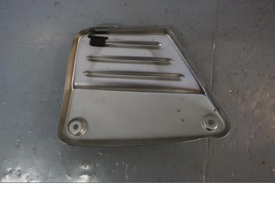 Boční panel Yamaha