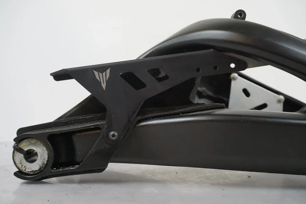 Kyvné rameno Yamaha