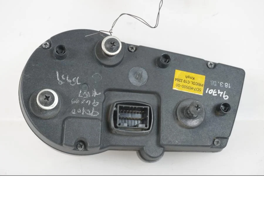 Přístrojový panel Yamaha