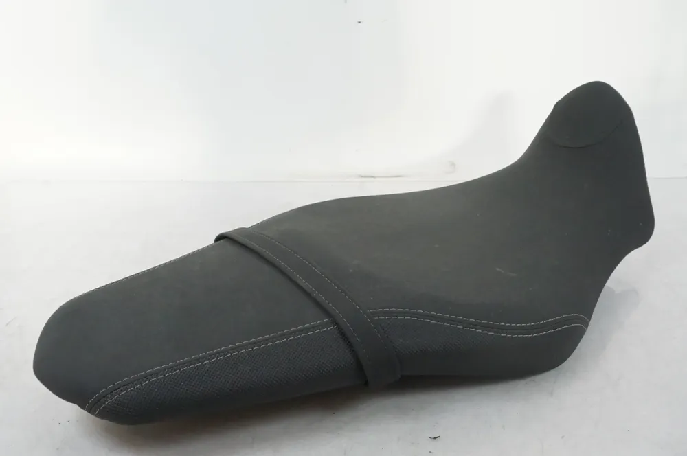 sedlo Yamaha