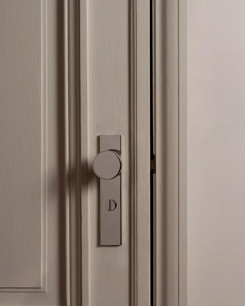 Onslow Long Plate Sprung Door Knob & Thumbturn - Polished Nickel Front Door Security
