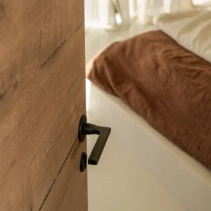Clayton Sprung Door Handle Flush Rose - Kovově hnědý