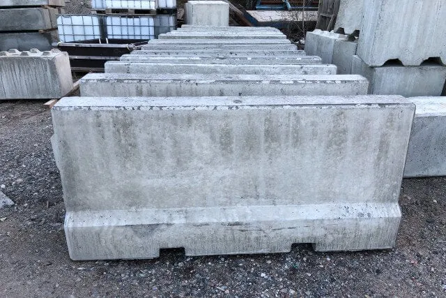 Jersey bariéra – těžká betonová zábrana