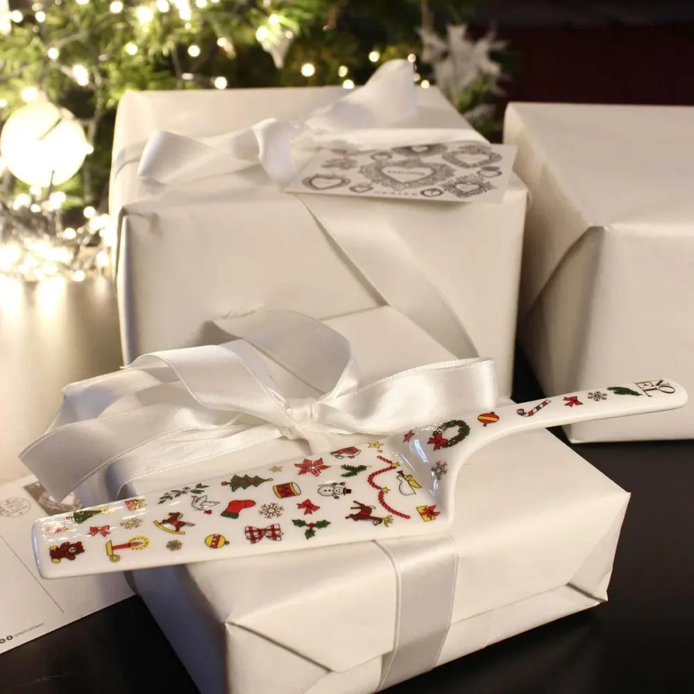 Dortový server Taitù Noel Oro Collection Fine Bone China 5-7-96