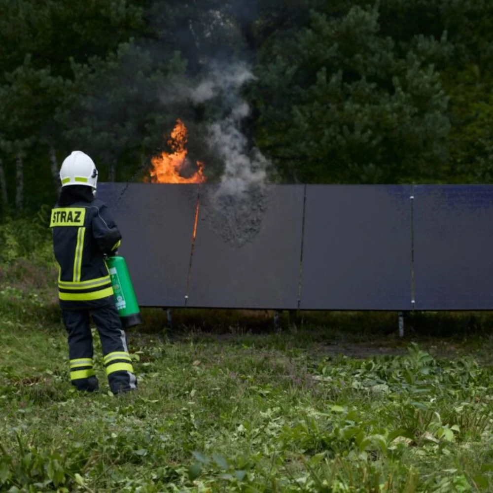 Fotovoltaická sada lithiové baterie