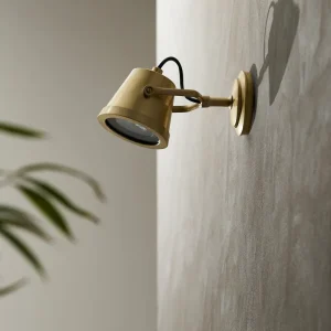 Cambridge Wall Floodlight – Antique Zlatý kov