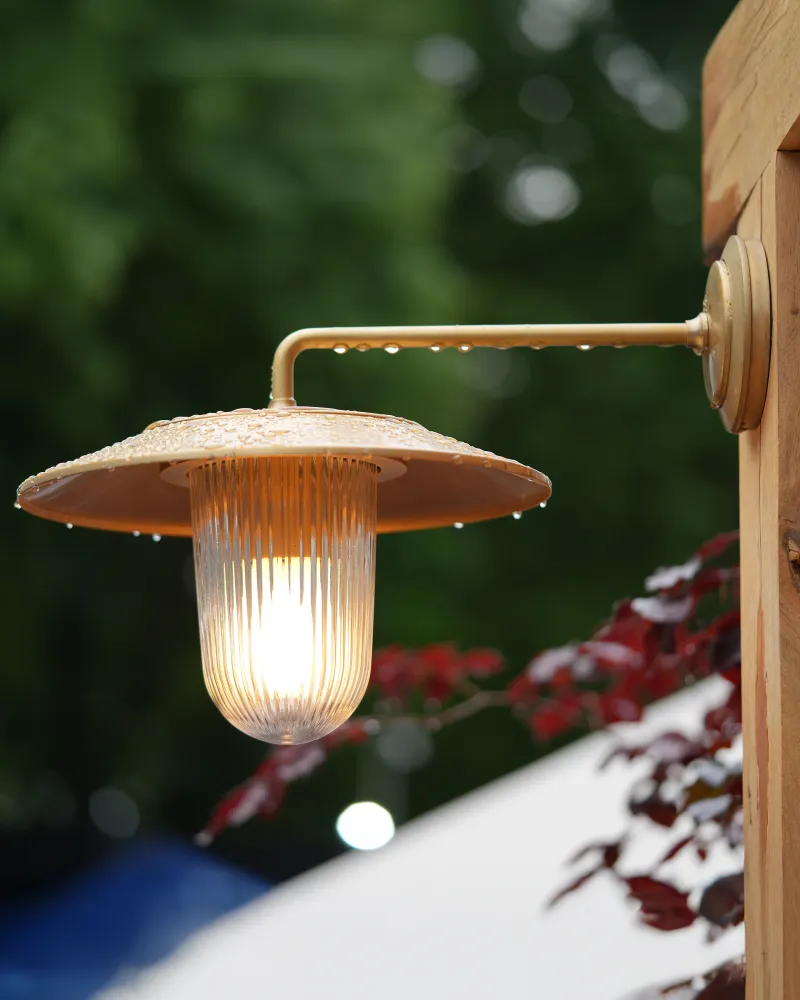 Kensington Wall Light Fluted Glass – Antique Zlatý kov