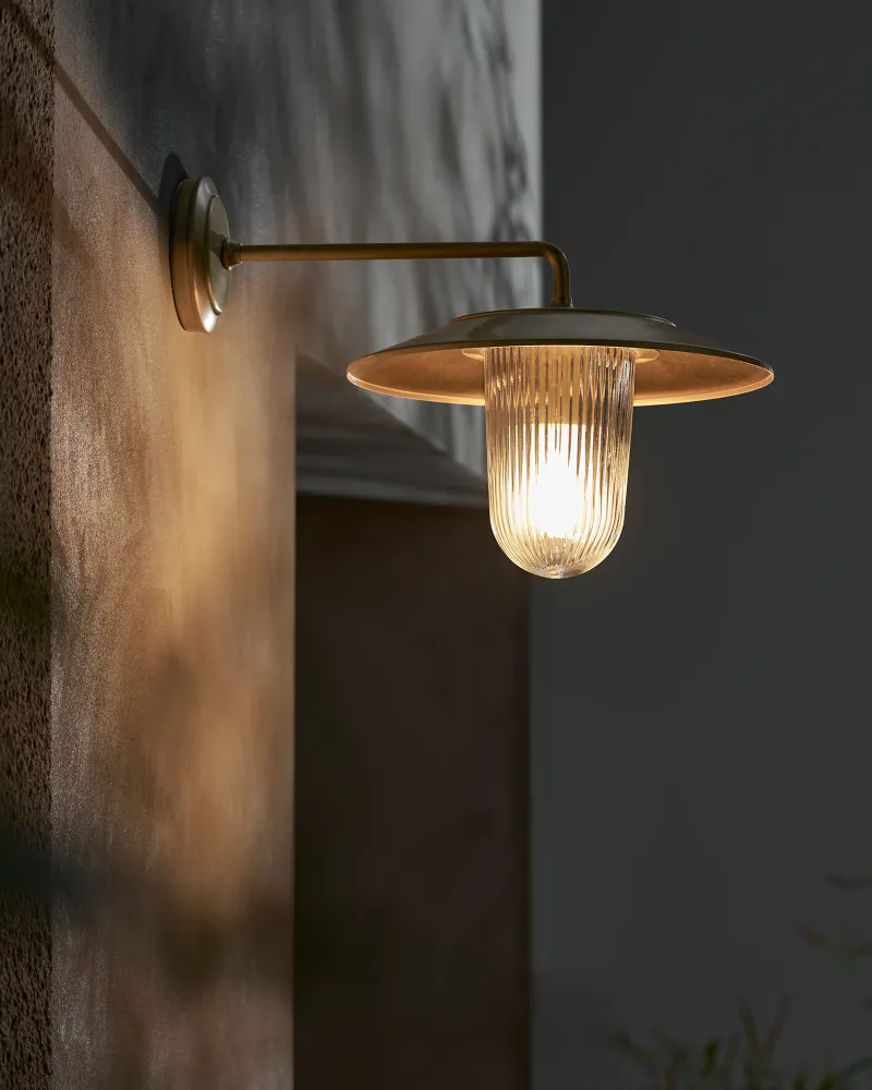 Kensington Wall Light Fluted Glass – Antique Zlatý kov