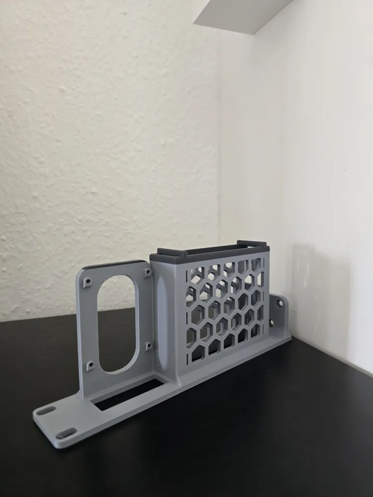 19" räkkiasennus TP-Linkille ja Raspberry Pi:lle Hvid