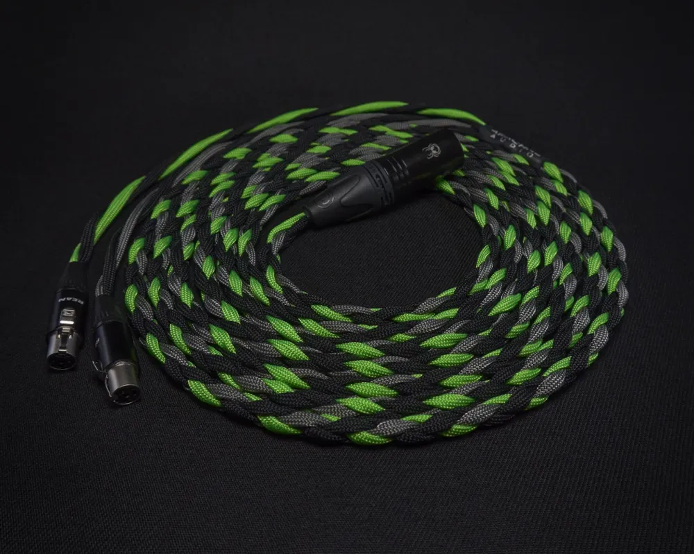 Abyss AB1266 zakázkový kabel (duální 3pinový Mini-XLR) - řada Aranea Arachne Audio