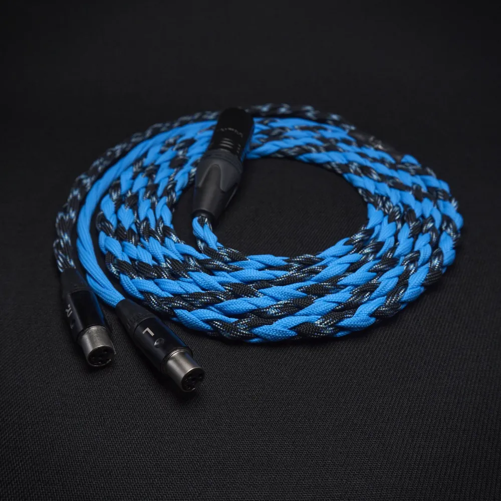 Abyss AB1266 zakázkový kabel (duální 3pinový Mini-XLR) - řada Aranea Arachne Audio