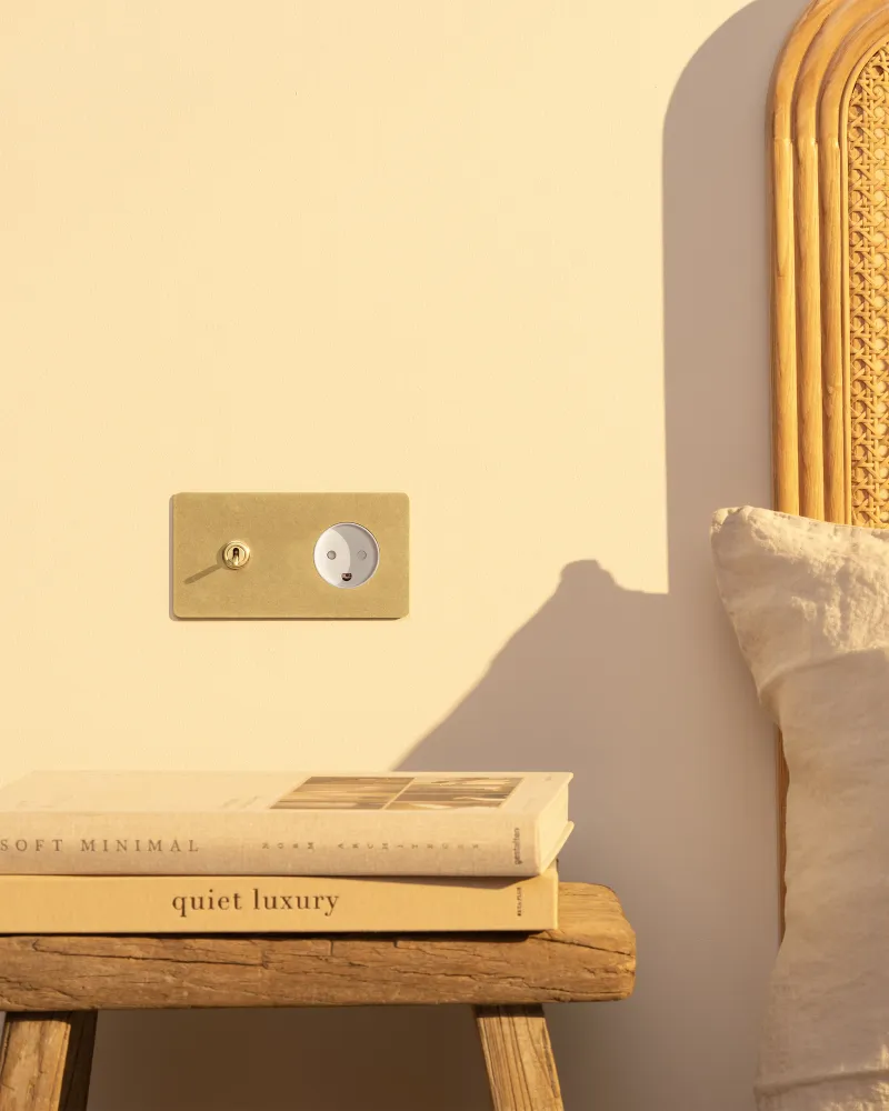 Kew Paired Toggle & Danish Type K Socket - Antique Brass | White