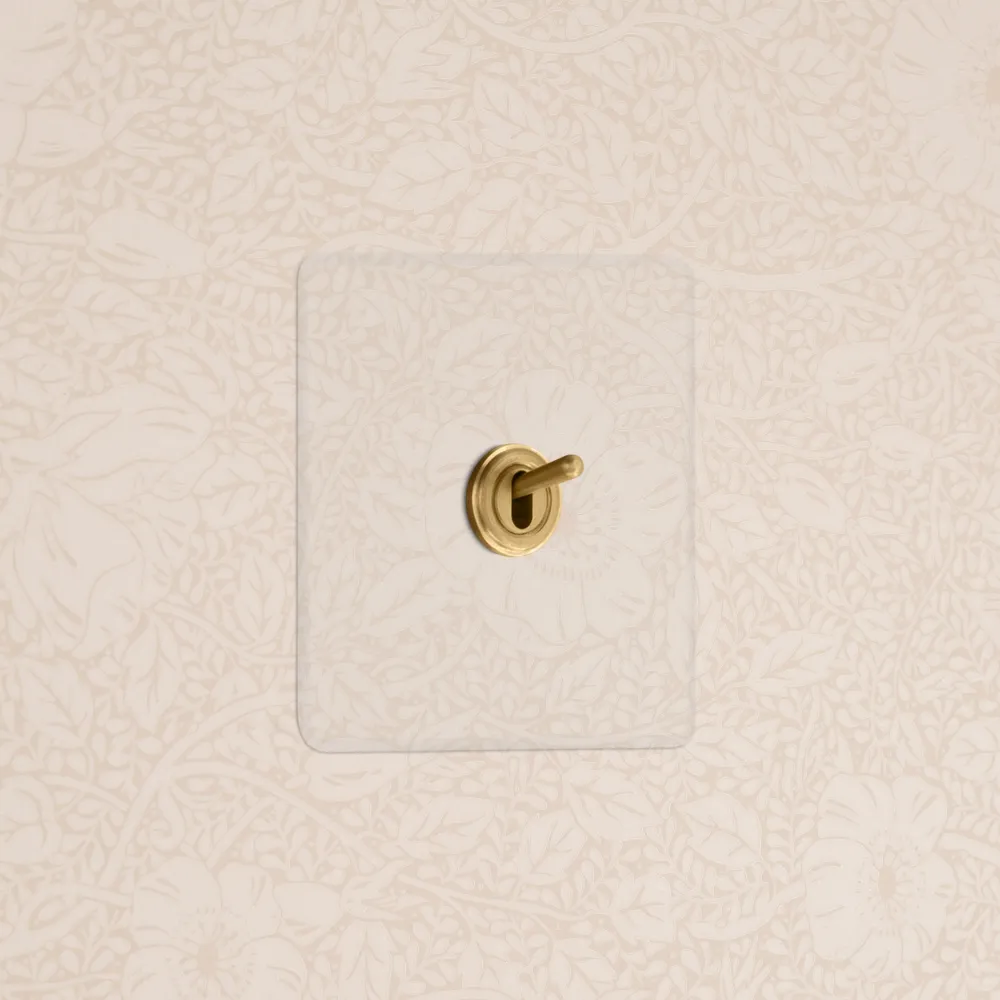 Kew Single Retractive Toggle Switch - Průzračný Antique Brass