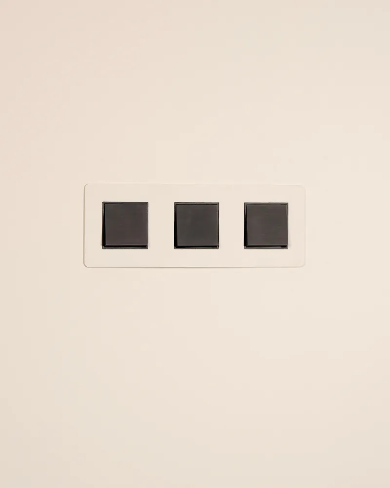Kew Triple 3x Rocker Switch - Paintable Copper-brown | Black