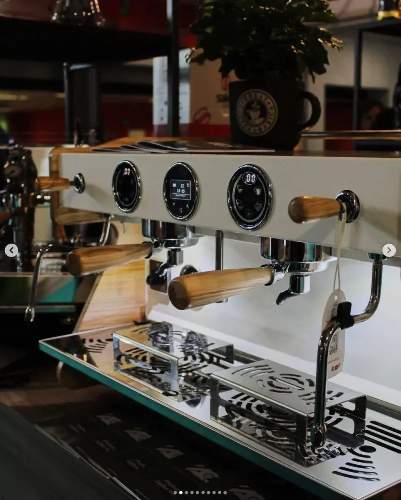 Elysium komerční espressovač