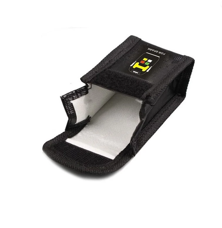Lipo Bag Ohnivzdorná taška Ideální pro nabíjení Ohnivzdorných Lipo baterií Rozměry 26 x 13 x 15 cm Barva Černá YUNIQUE GRE...