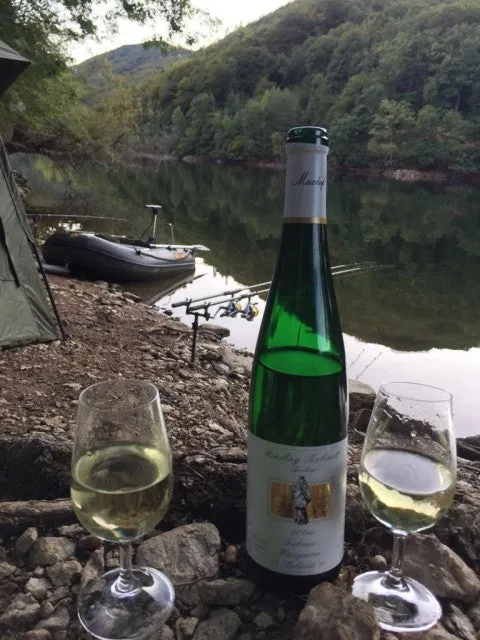 Maxhof Riesling Kabinett - Feinherb 2021er s monsters Paradise Label