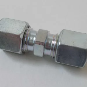 Přímý šroubový spoj GV-8 pro šroubování měděných trubek 8 mm