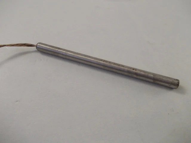 Svíčka 300W kamna na pelety D=15,4cm/D=1cm Edilkamin