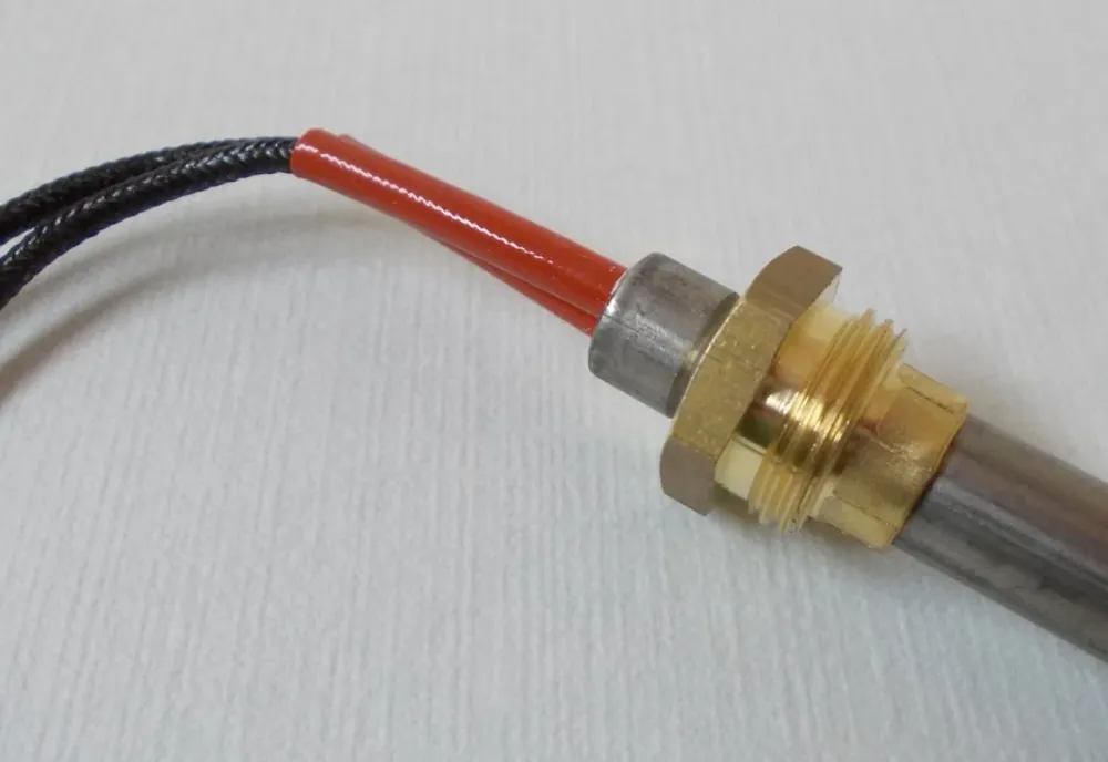 Svíčka 300W peletová kamna D=14,2cm/D=1cm CADEL