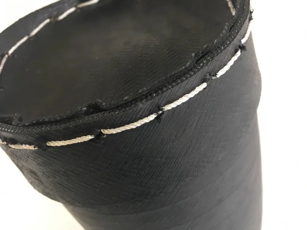 Upcyklační krabice z recyklovaných pneumatik jako úložný prostor pro krbové zapalovače 30cm