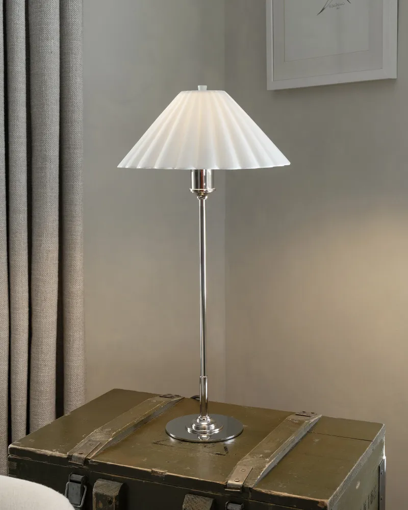 Cotswold Medium Table Lamp Fine Porcelain - Polished Nickel