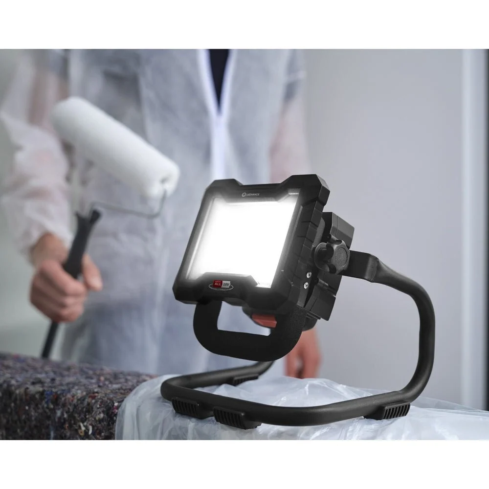 Multifunkční LED pracovní svítidlo 40W, studená bílá