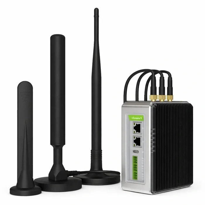 Seeed Studio reComputer R1225 LoRaWAN brána průmyslový řadič (US915)