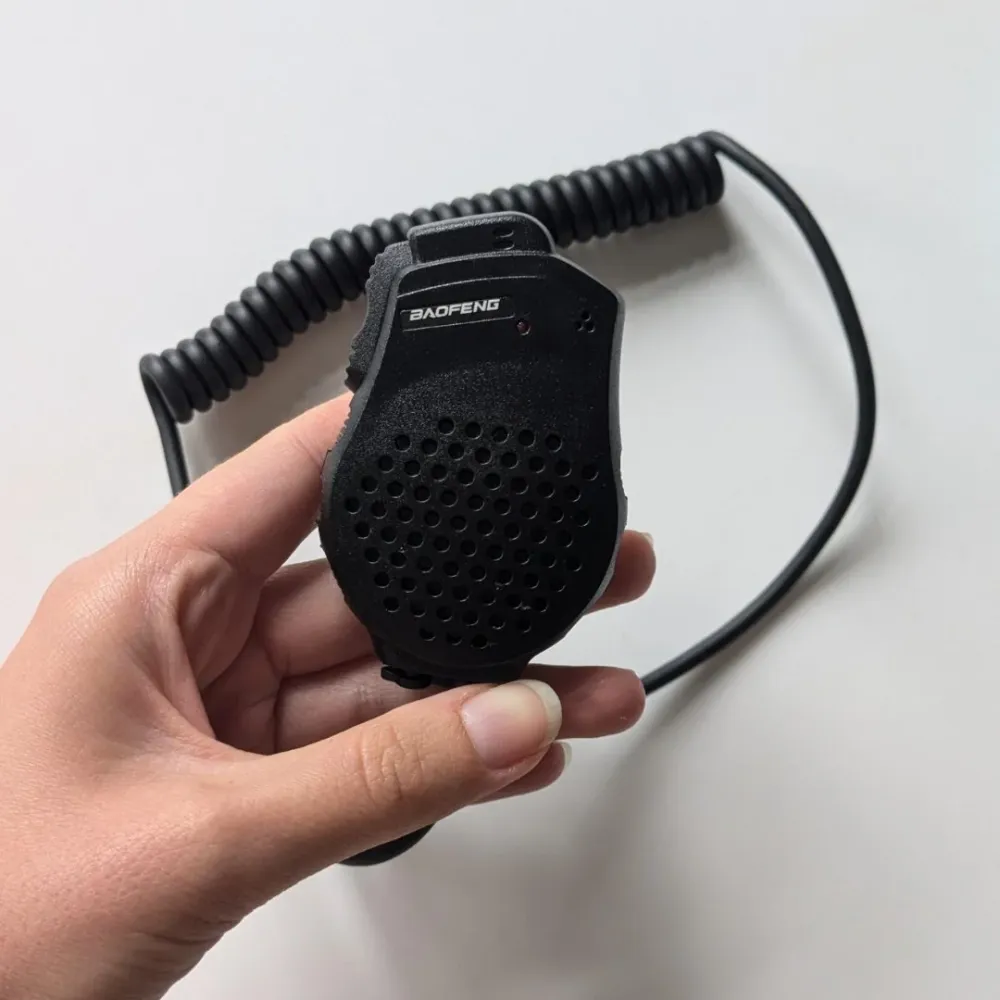 MIKROFONNÍ REPRODUKTOR BAOFENG UV-5R UV-82 TYT TH-UV88