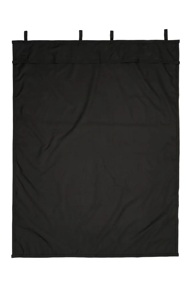 Stable Curtain 2.0 black En storlek