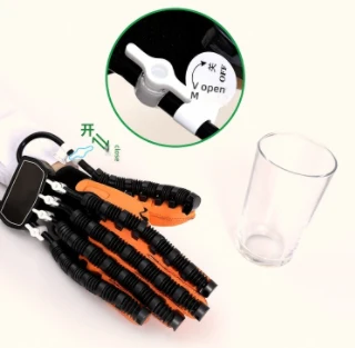 Humanoidní Servisní Robot s Multi-Hmatovou Rukou