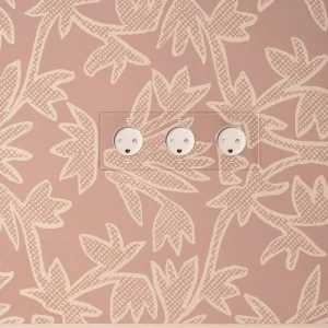 Kew Triple 3x Danish Type K Socket - Křišťálový | White