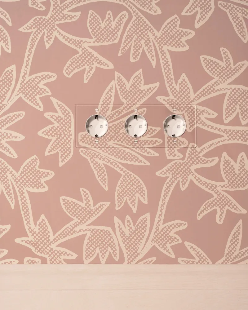 Kew Triple 3x Schuko Type F Socket - Průhledný | White