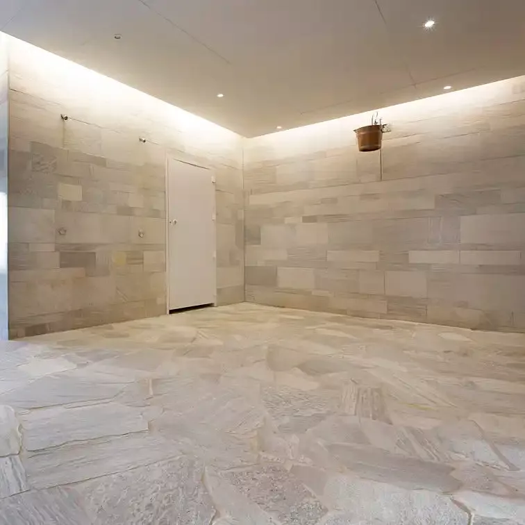 110 m² Kvarcit polygonální desky bílé Polaris 2,5-4 cm za 58,50 €/m² bez nákladů na dopravu