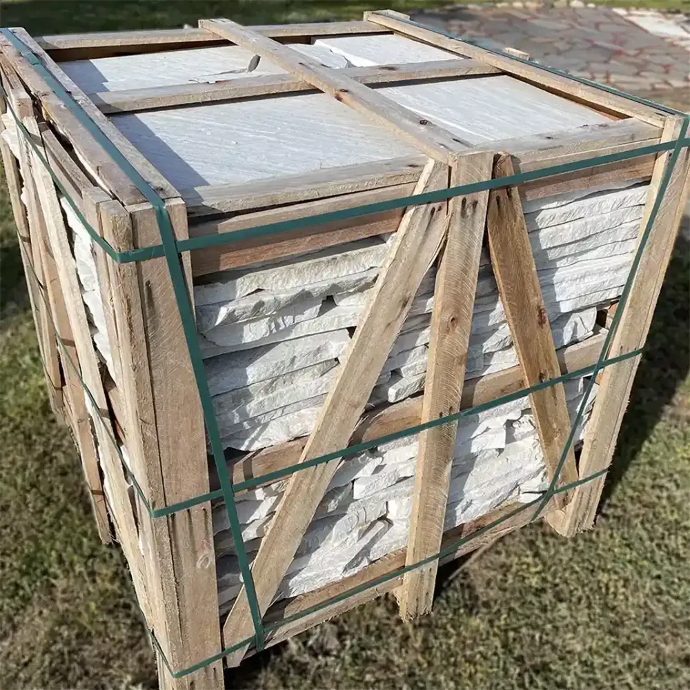 50 m² Kvarcit polygonální desky bílé Polaris 2,5-4 cm za 70,50 €/m² doprava zdarma