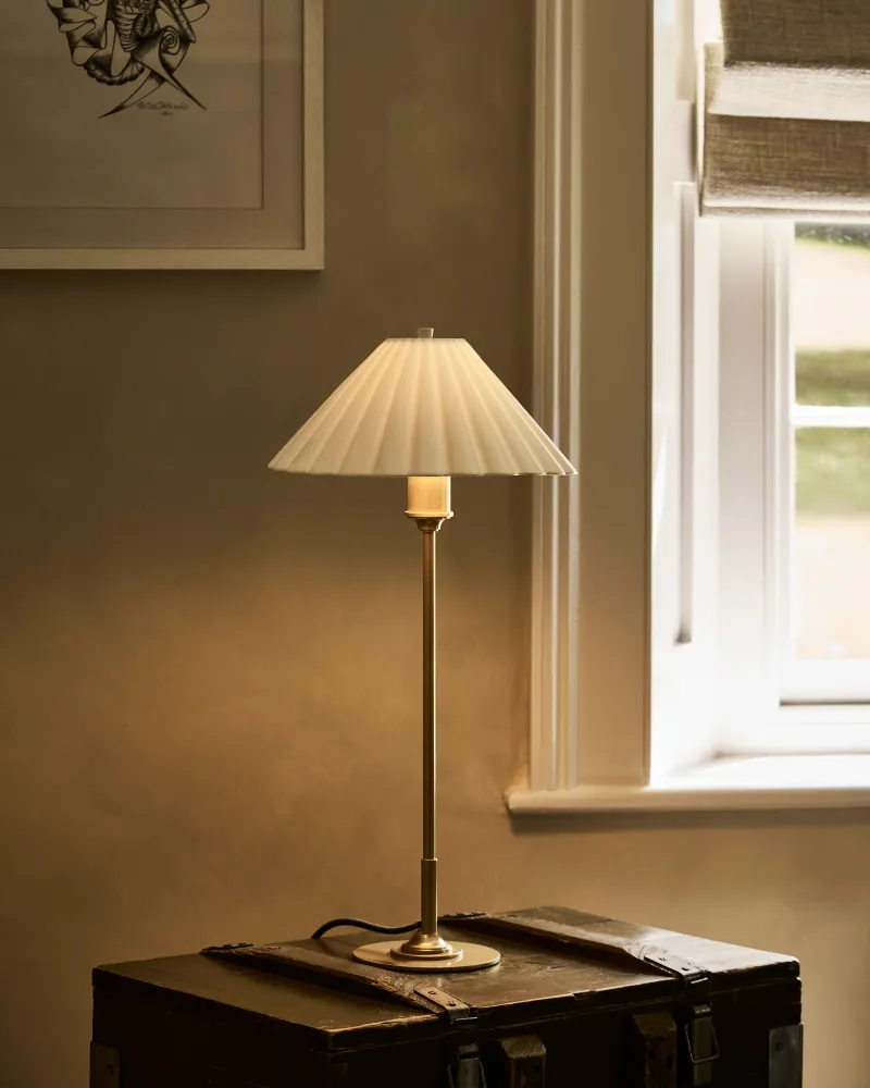 Cotswold Medium Table Lamp Fine Porcelain - Antique Zlatý kov