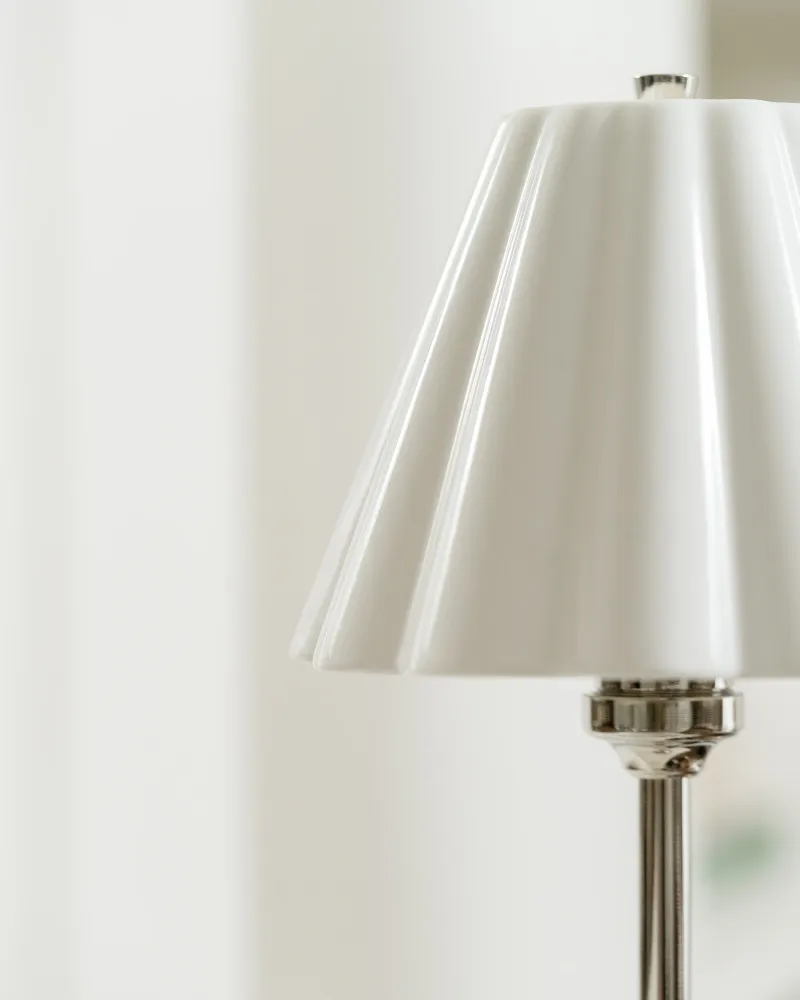 Cotswold Miniaturní Table Lamp Fine Porcelain - Polished Nickel