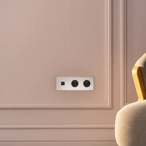 Kew Triple USB TYPE-C 30W & 2x French/Belgian Type E Socket - Polished Nickel | Black