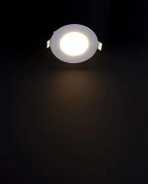2 ks - kulatý LED panel 6W / 540Lm studená bílá kruhový vestavný (napájecí zdroj součástí sestavy) 6500K YL10-0600
