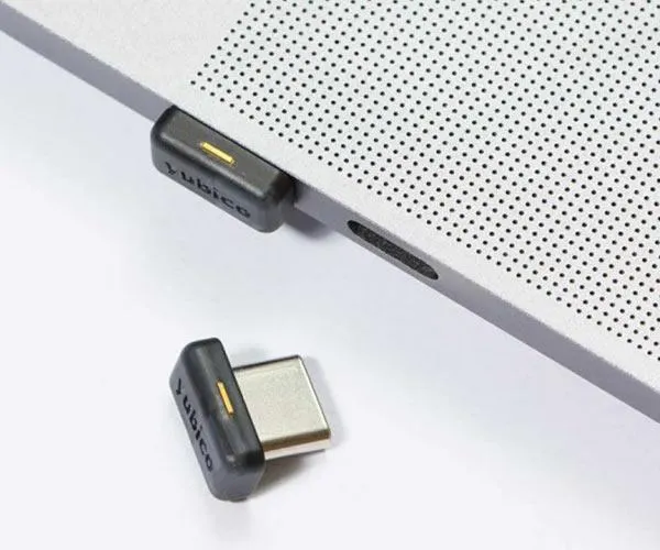YubiKey 5C Nano